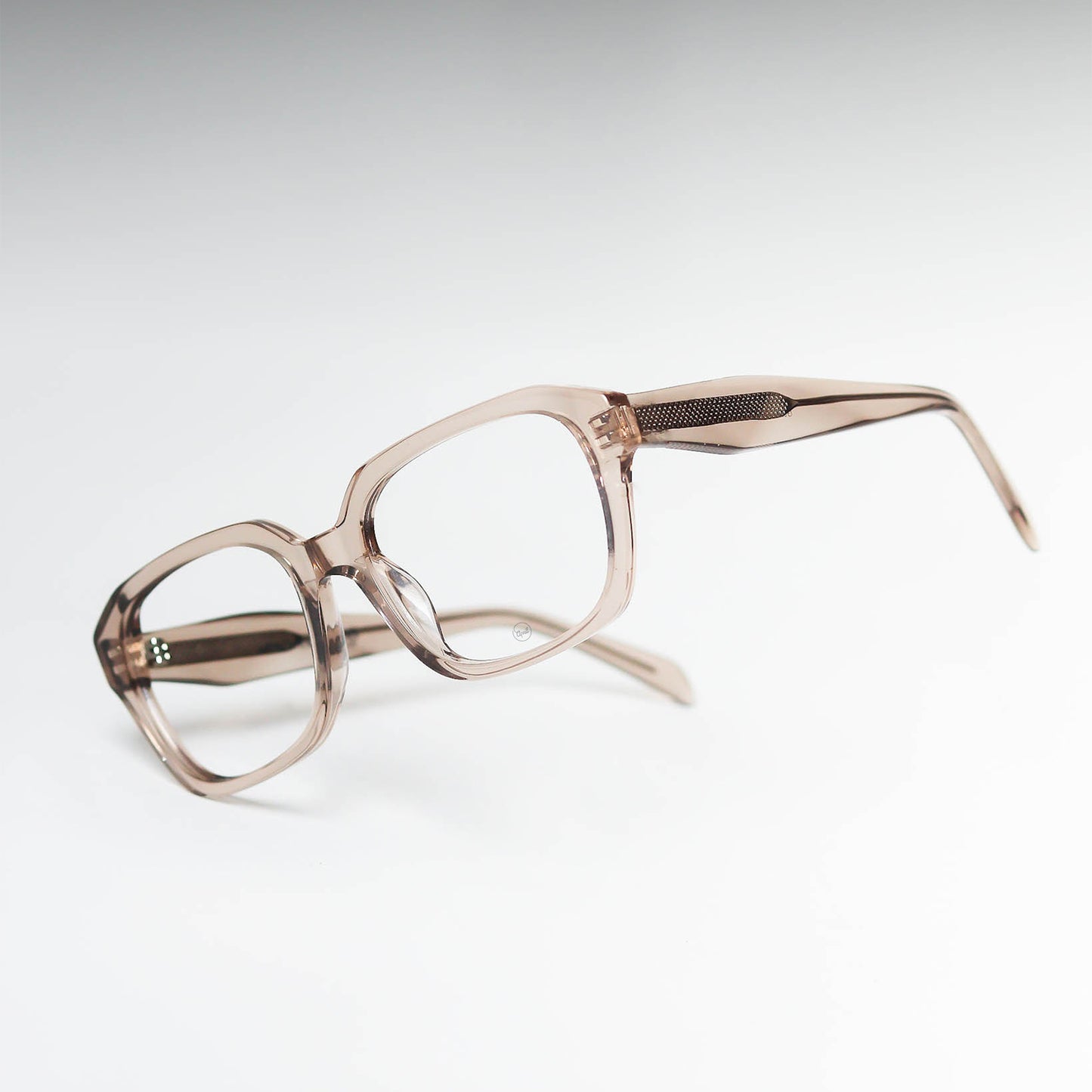 April Eyewear X Sindy Mutmaina Rott