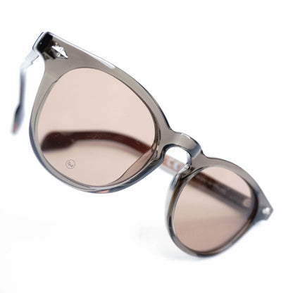 SUNNIES NOON