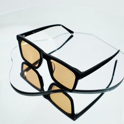 SUNNIES ABRIL