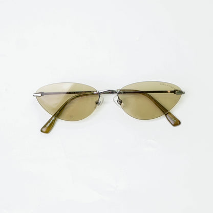 SUNNIES SINCLAIR